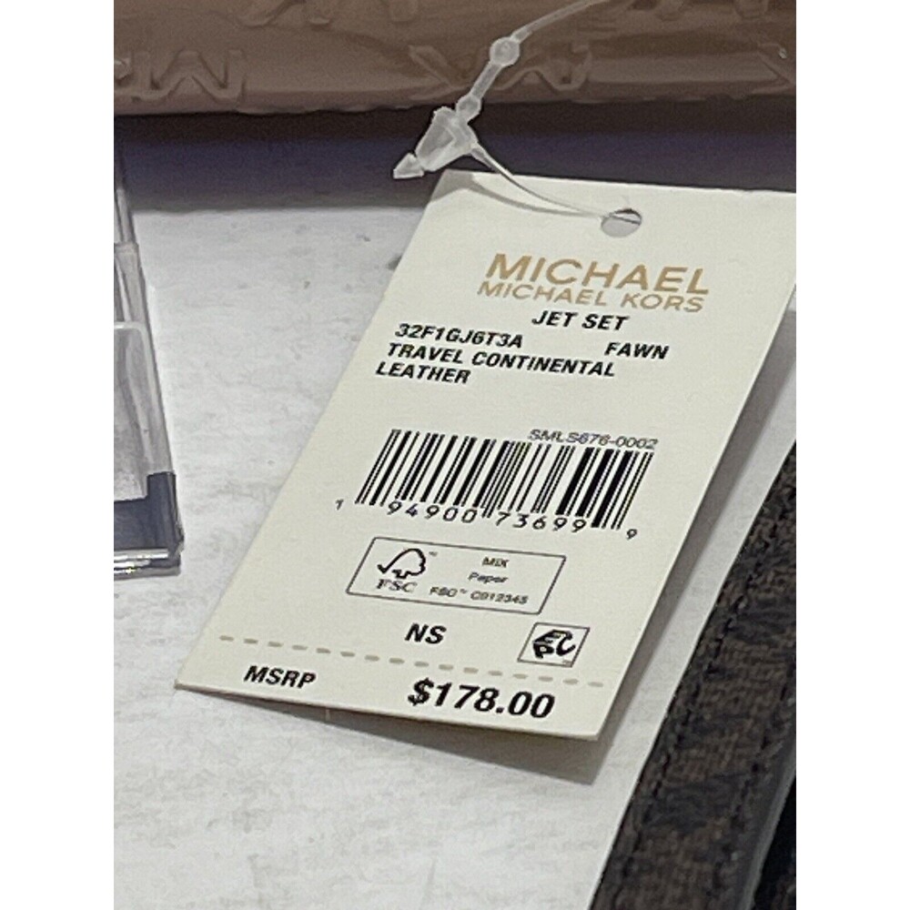 Michael Kors Jet Set SIGNATURE Travel Continental Wallet - Fawn/Gold  NWT - Picture 12 of 12